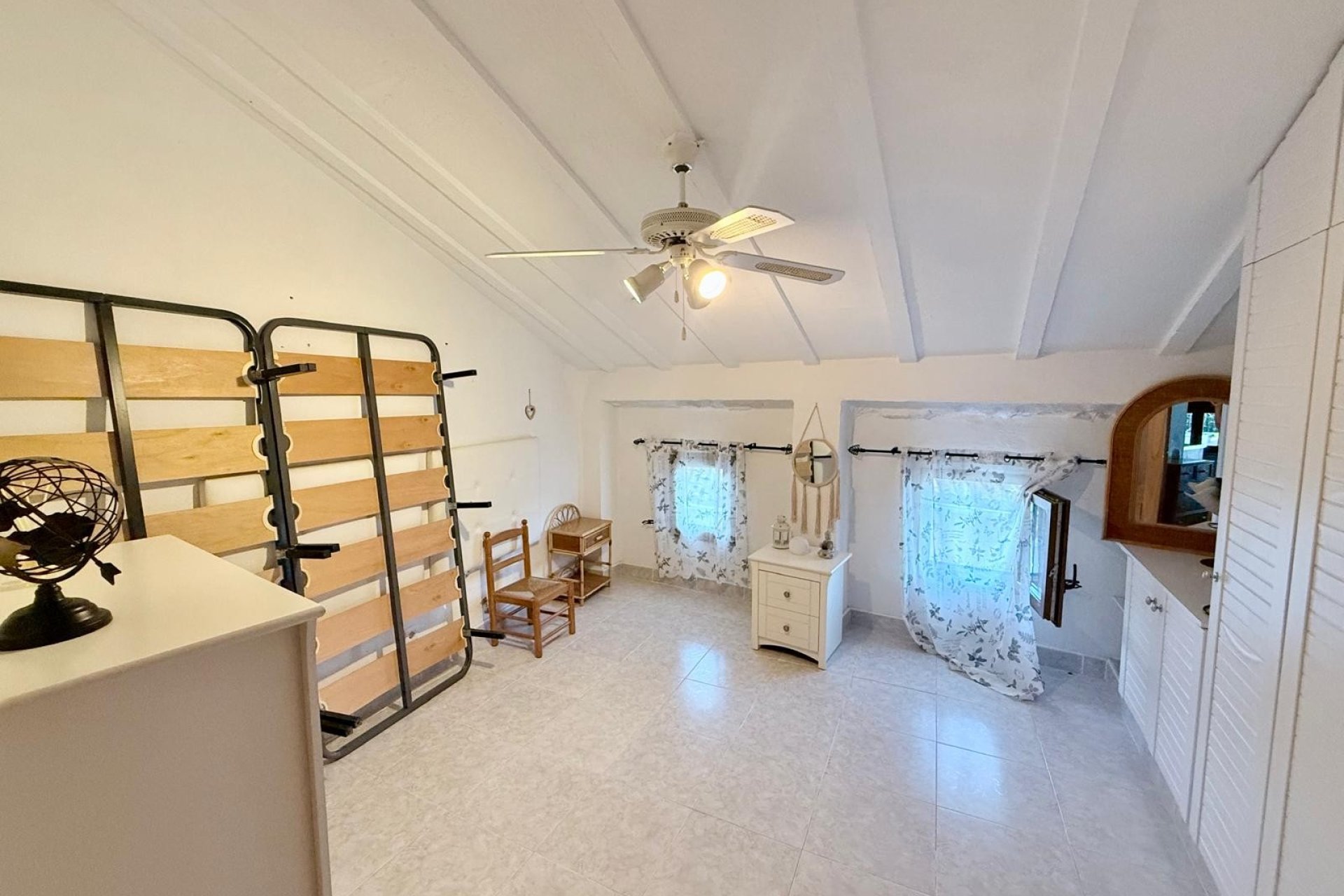 Odsprzedaż / Rynek wtórny - Dom wiejski  -
Palma de Gandia  - v