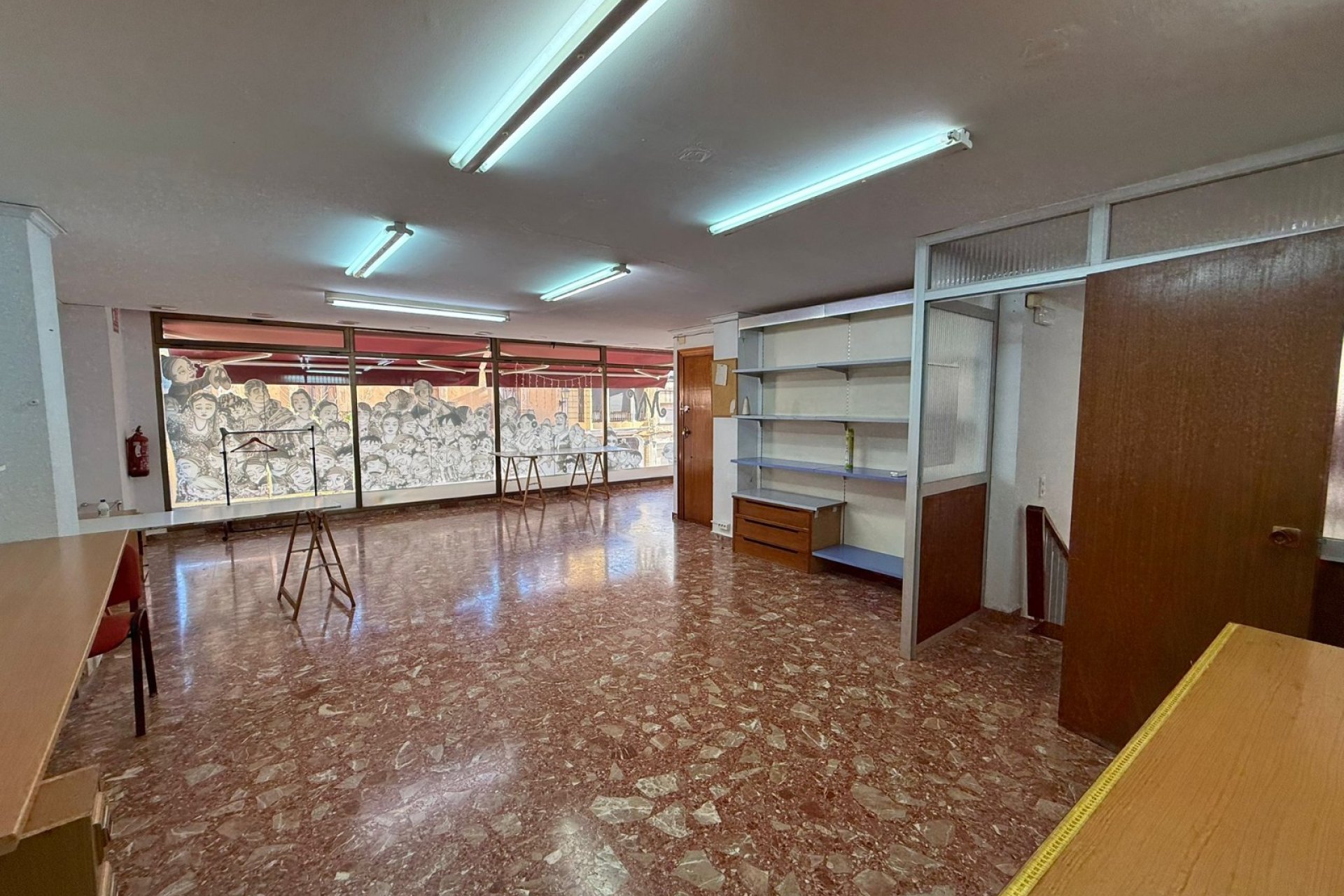 Odsprzedaż / Rynek wtórny - Lokal  -
Tavernes de la Valldigna  - Pueblo 