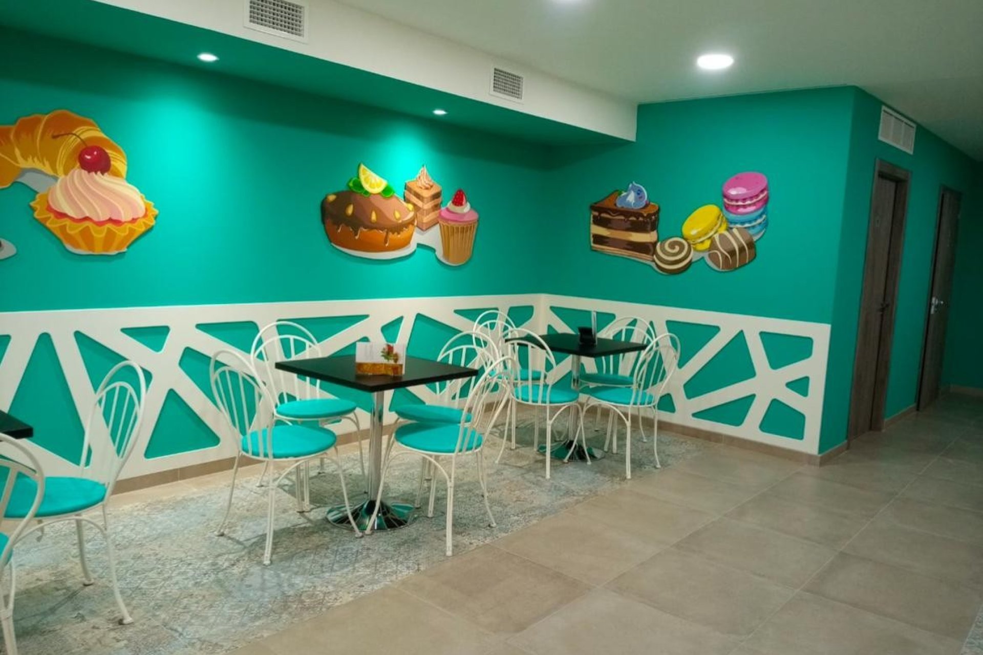 Odsprzedaż / Rynek wtórny - Lokal  -
Villajoyosa