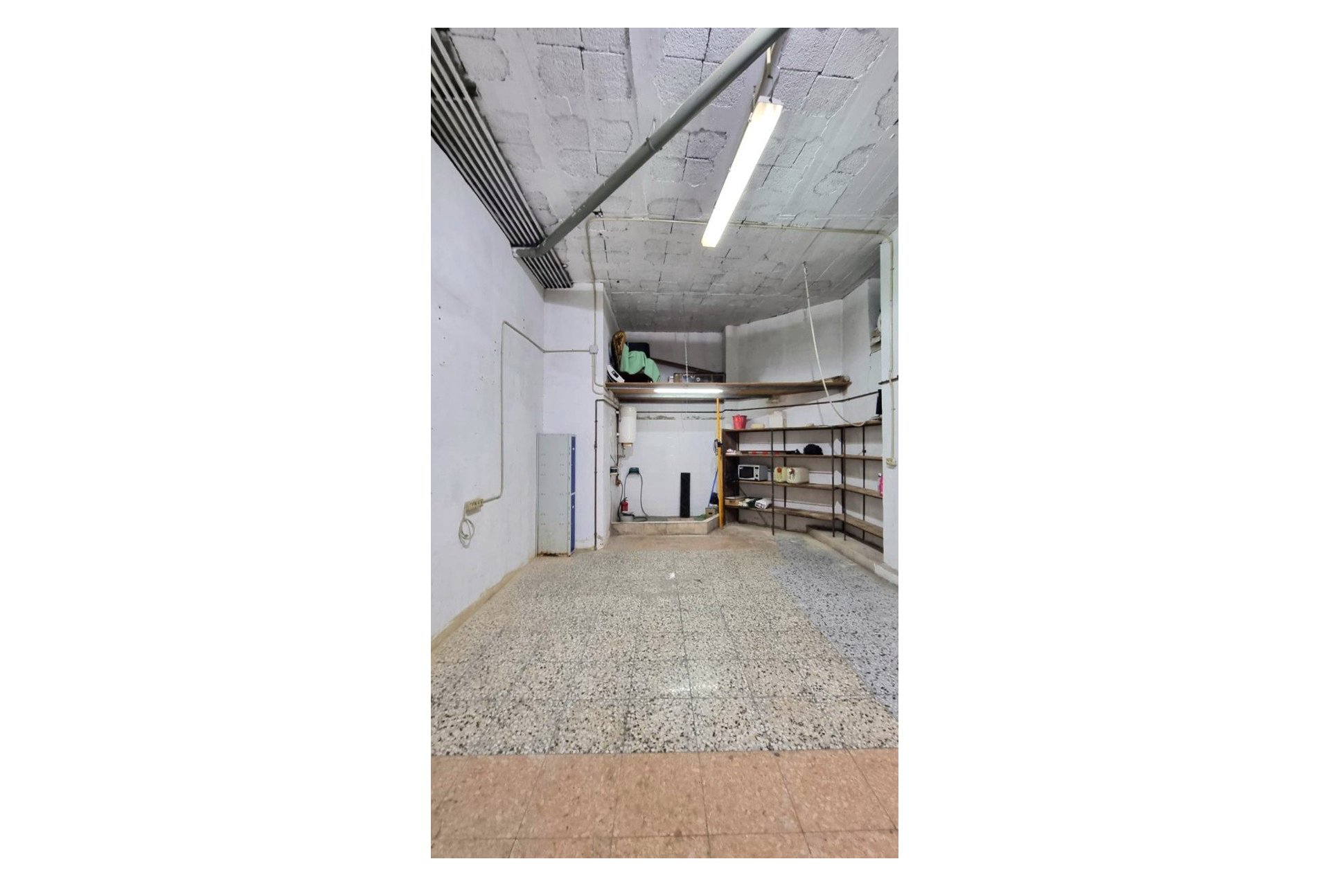 Odsprzedaż / Rynek wtórny - Lokal  -
Villajoyosa