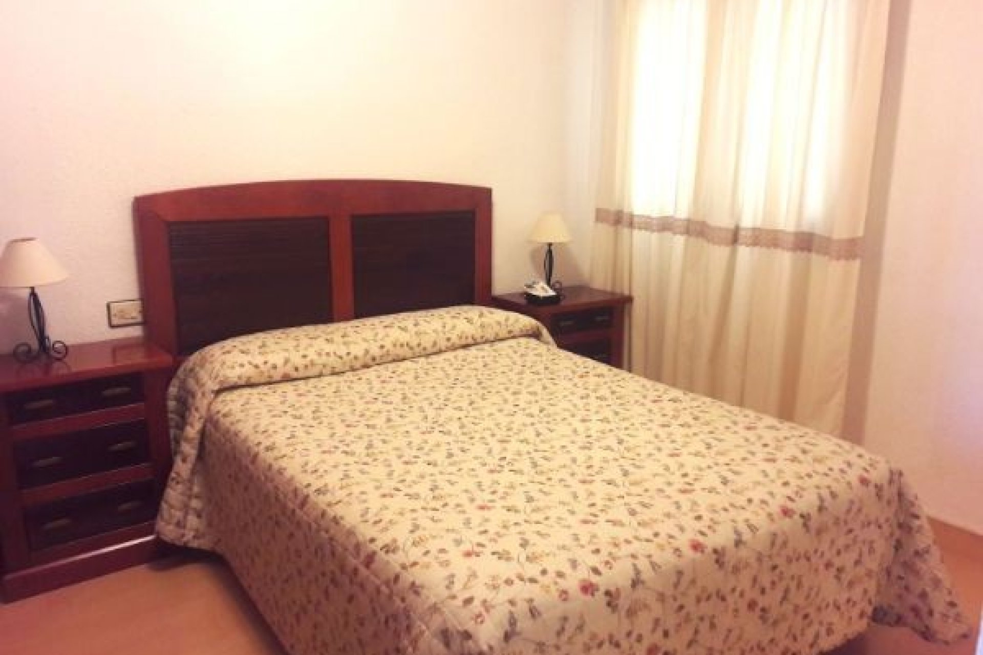 Odsprzedaż / Rynek wtórny - Mieszkanie -
Benidorm - Zona de Poniente