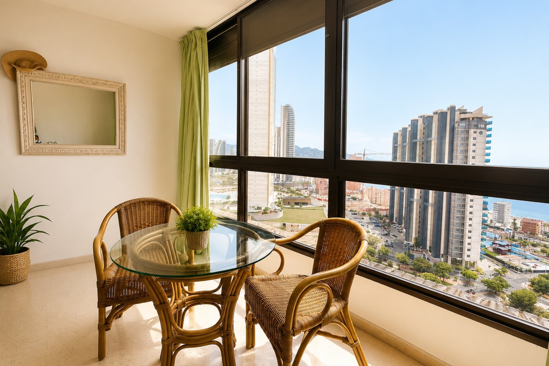 Odsprzedaż / Rynek wtórny - Mieszkanie -
Benidorm - Zona de Poniente