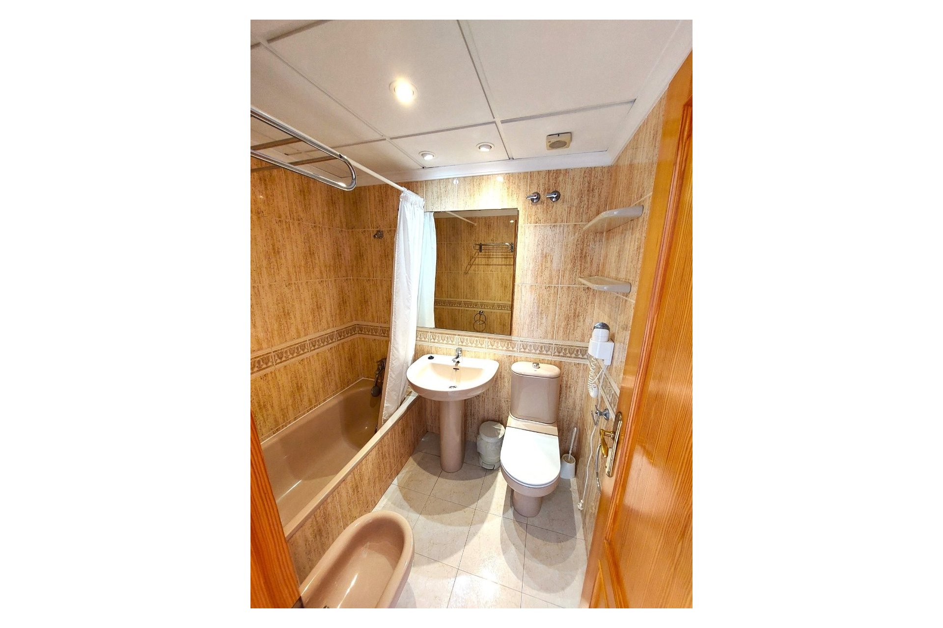 Odsprzedaż / Rynek wtórny - Mieszkanie -
Calpe - Calpe urbanizaciones