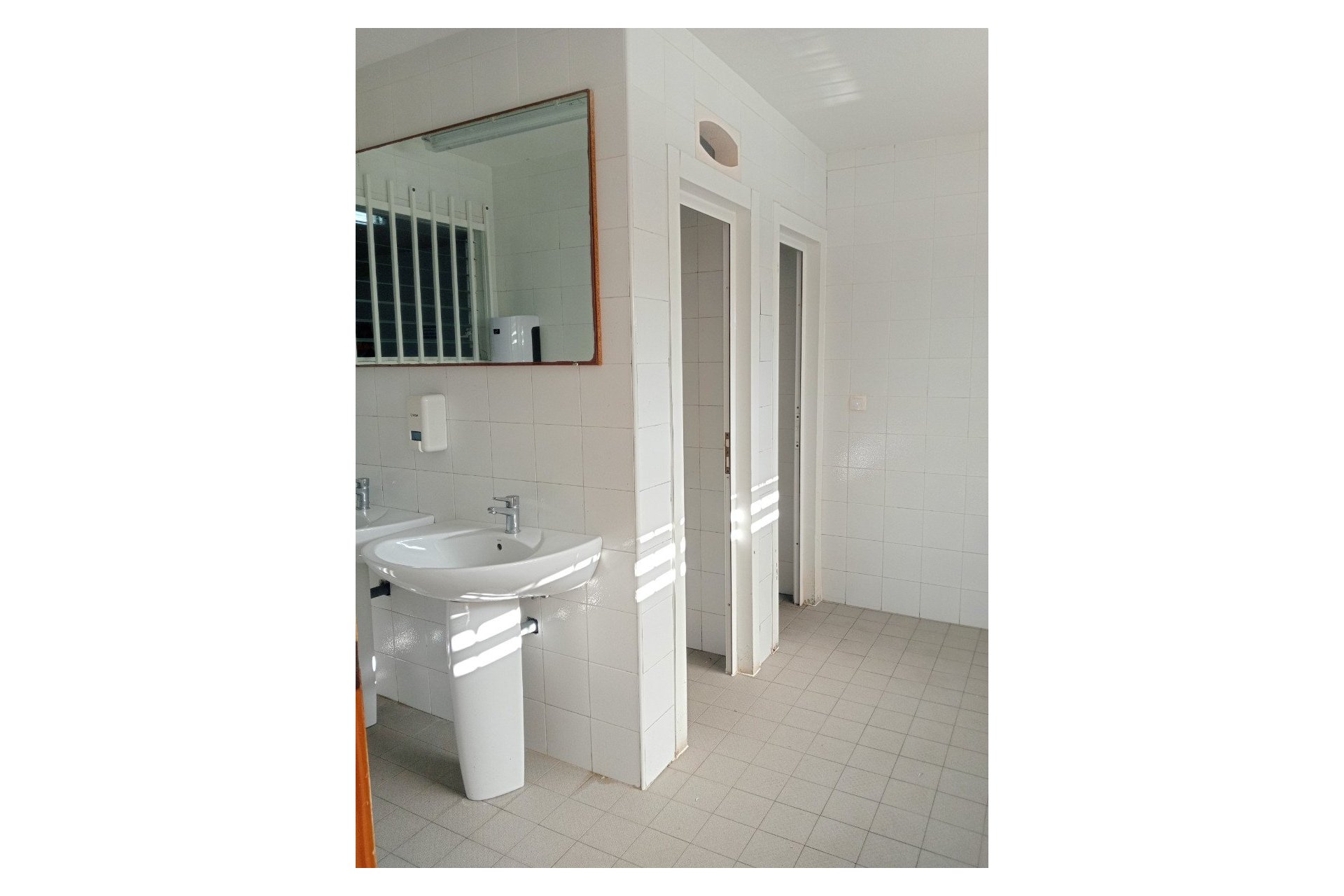 Odsprzedaż / Rynek wtórny - Mieszkanie -
Villajoyosa - Cala de Villajoyosa