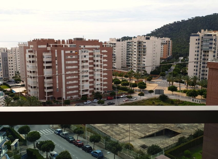 Odsprzedaż / Rynek wtórny - Mieszkanie -
Villajoyosa - Cala de Villajoyosa