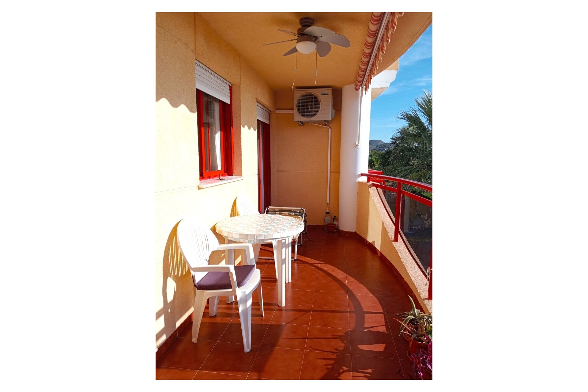 Odsprzedaż / Rynek wtórny - Mieszkanie -
Villajoyosa