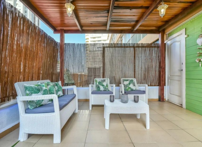 Odsprzedaż / Rynek wtórny - Mieszkanie w bloku -
Calpe - Zona Levante - Playa Fossa