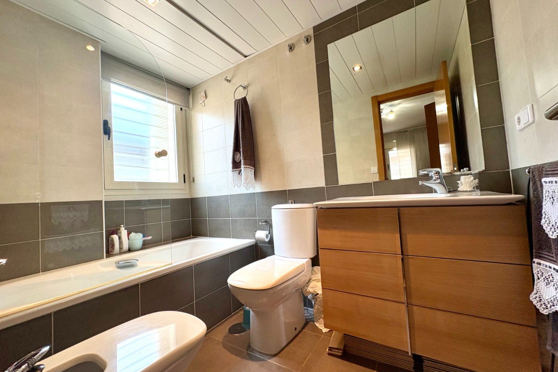 Odsprzedaż / Rynek wtórny - Mieszkanie w bloku -
Denia - Center