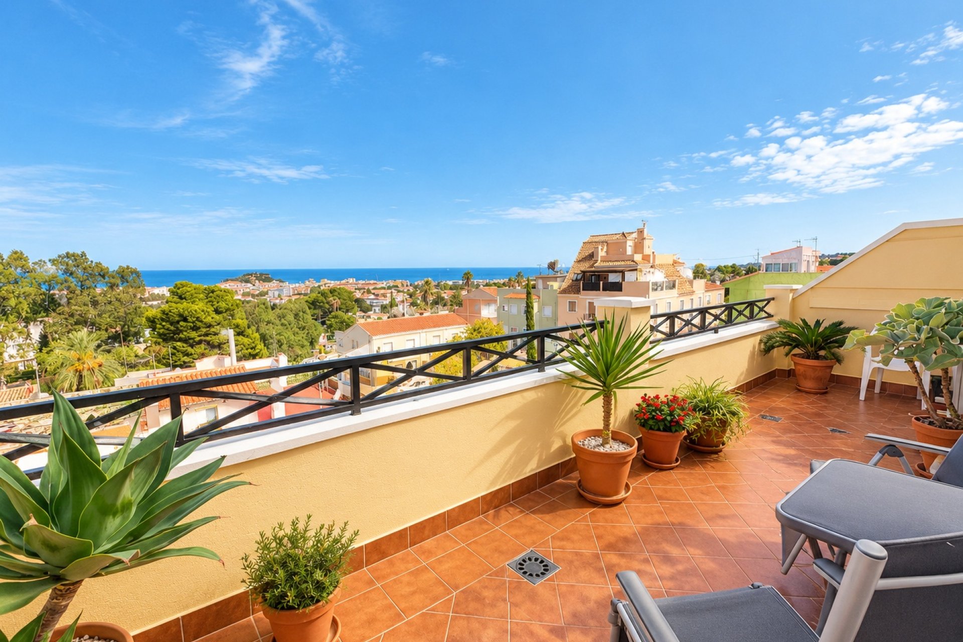 Odsprzedaż / Rynek wtórny - Penthouse -
Denia - La Pedrera-Vessanes