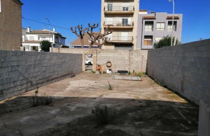 Parcelle urbaine - Revente -
            Pego - 118-23