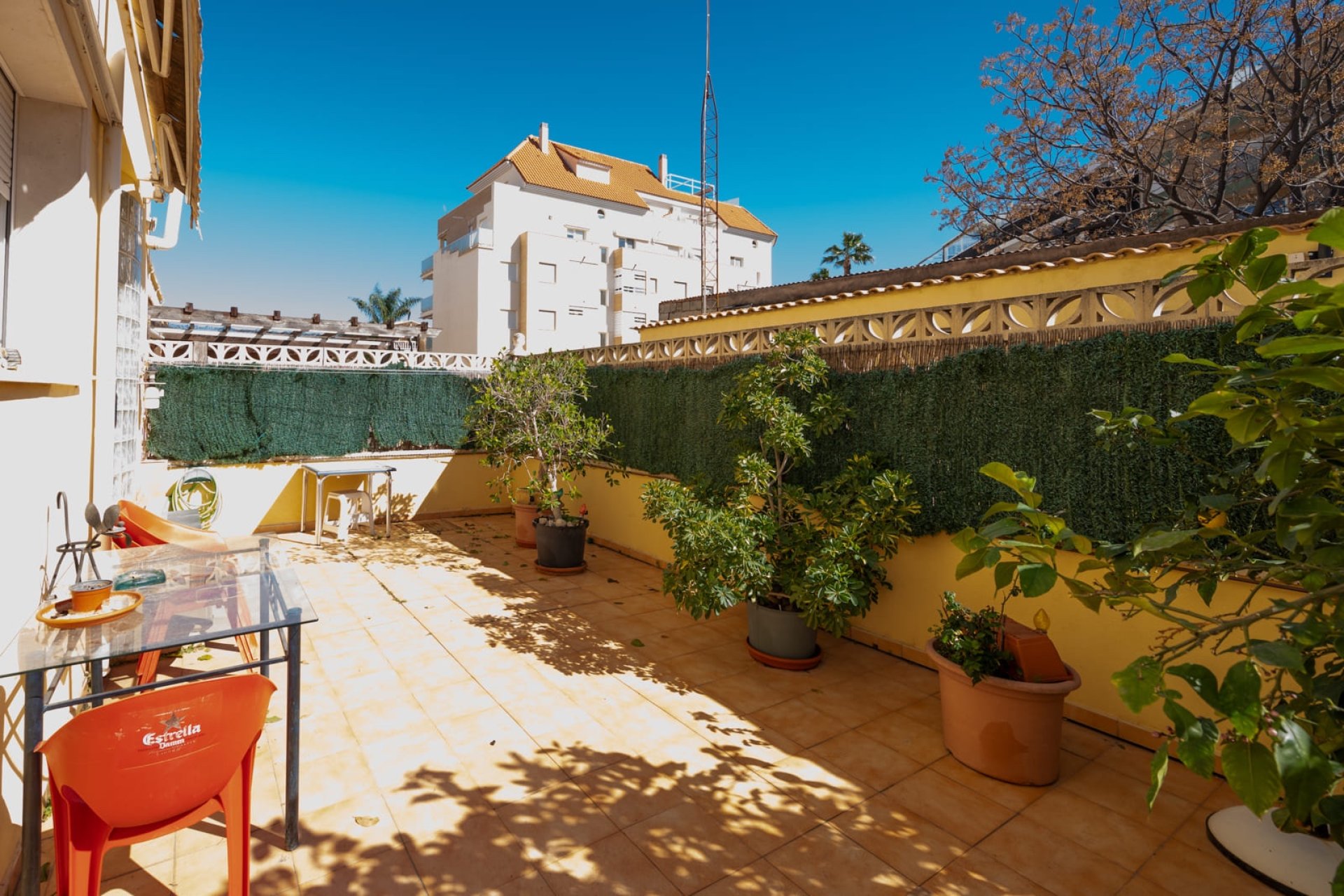 Patio - Adosado cerca del mar en Dénia (Alicante - Costa Blanca)