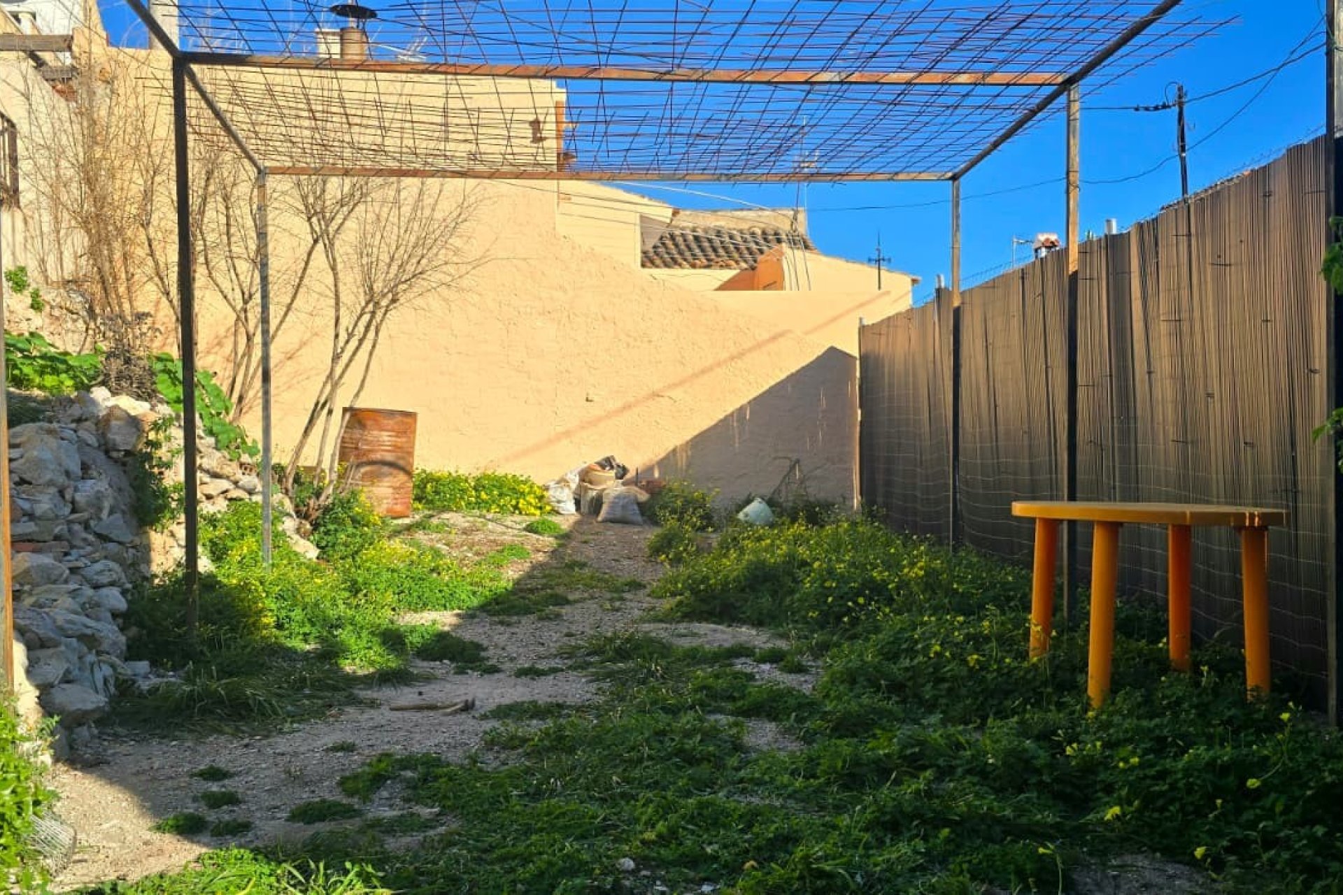Patio - Dom wolnostojący na sprzedaż w Callosa d’en Sarrià (Costa Blanca)