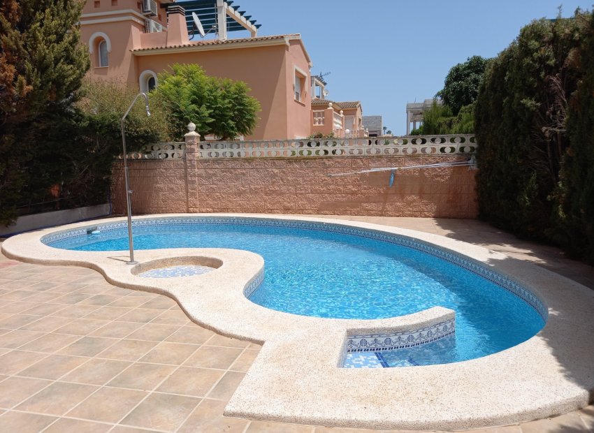 Piscina - Chalet en venta en Albir - (Costa Blanca - Alicante)