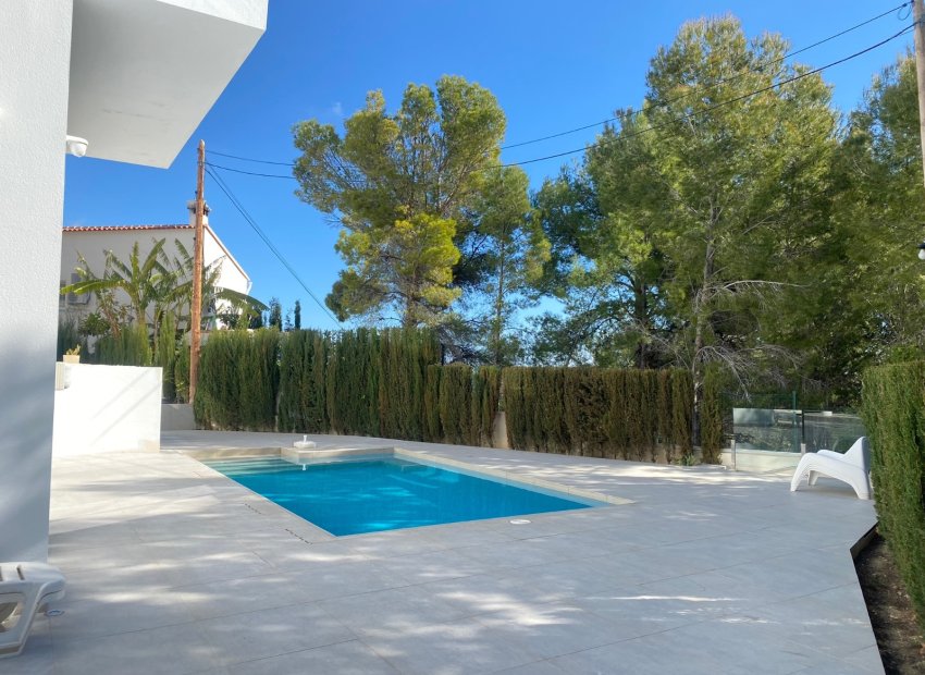 Piscina - Chalet independiente en Calpe (Costa blanca)