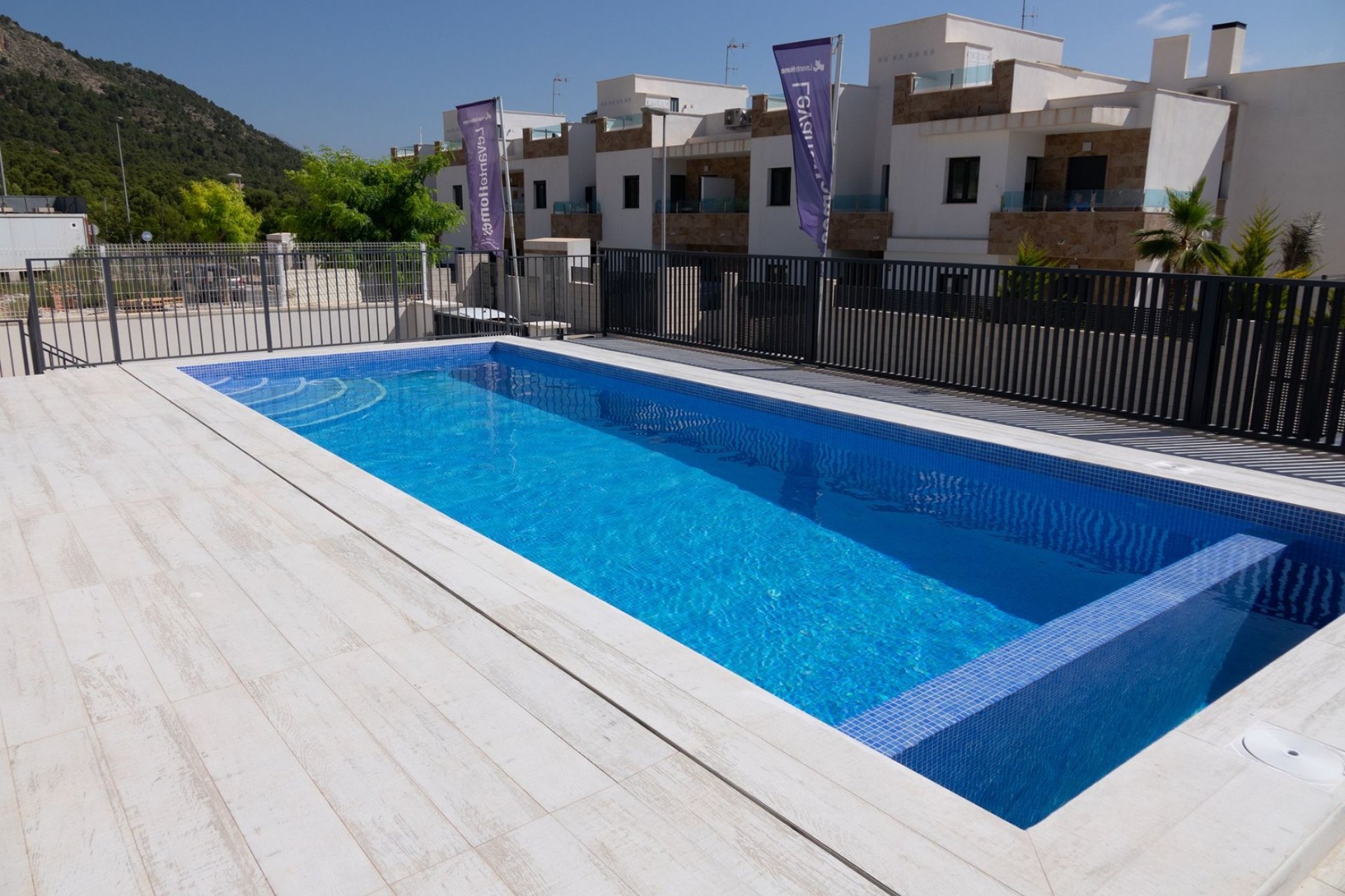 Piscina - Villa de obra nueva SKY en Polop (Costablanca - Alicante) 