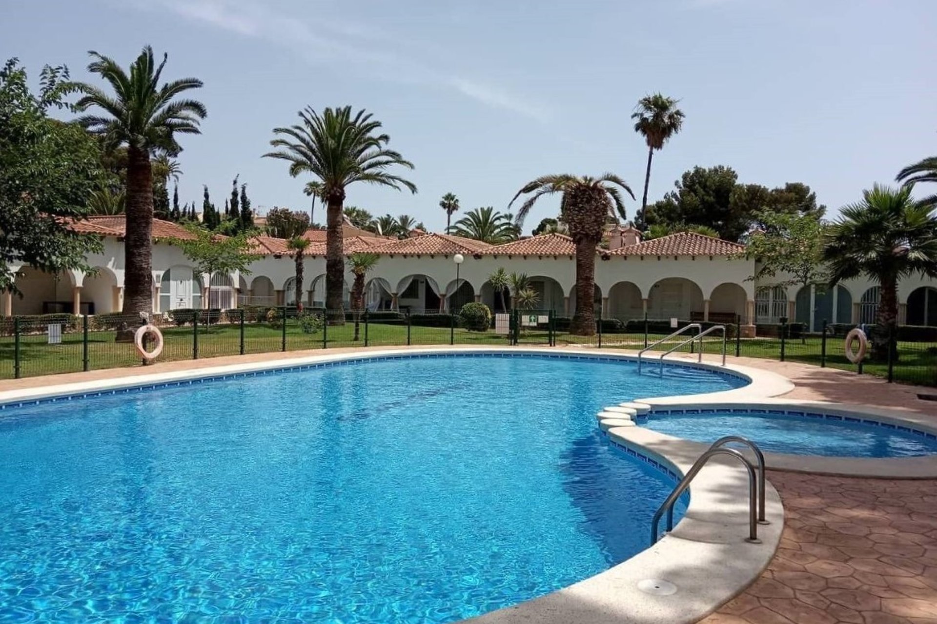 Pool - Apartment for Sale in Alfaz del Pi with Terrace and Swimming Pool (Costa Blanca)