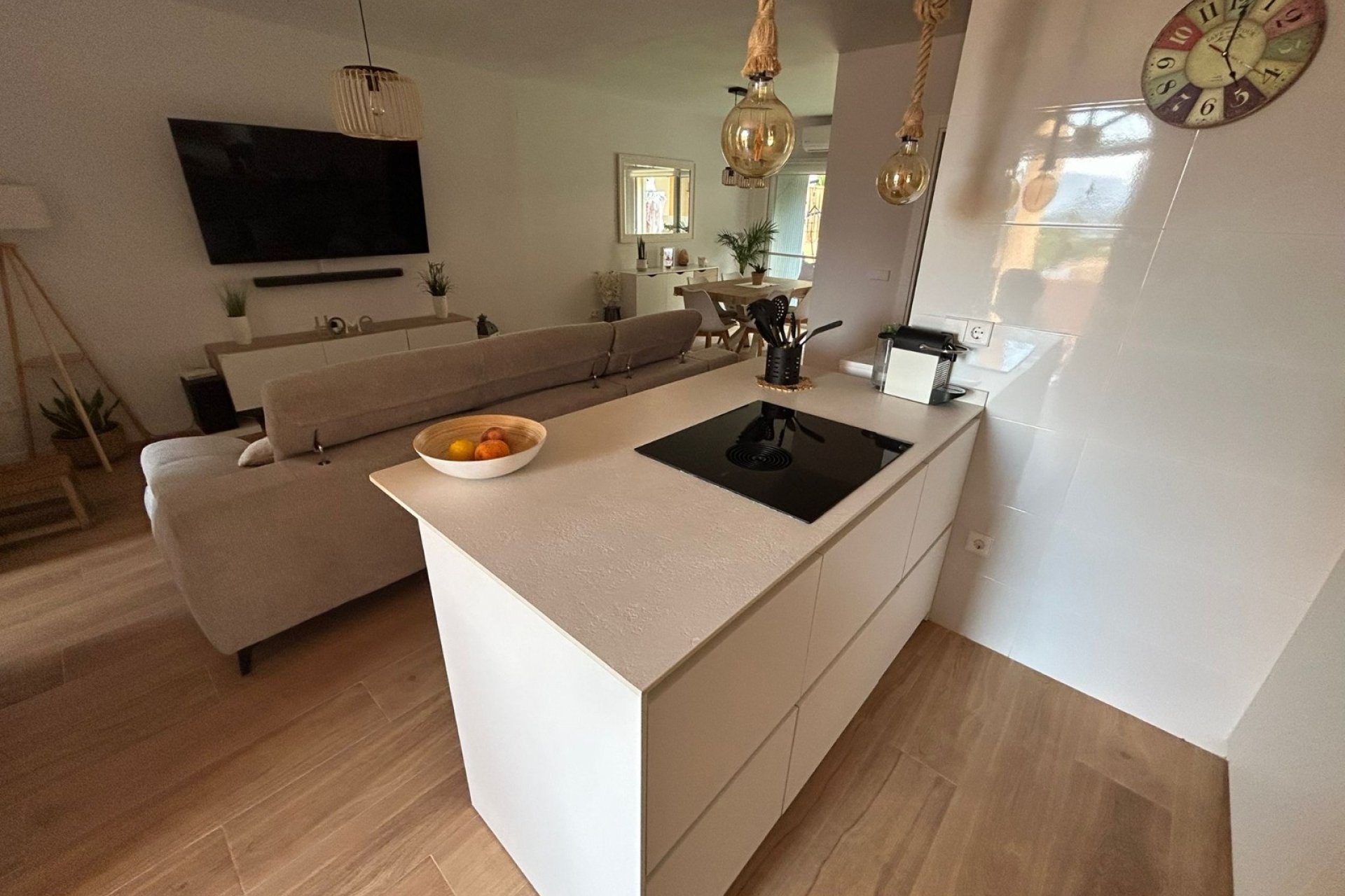 Resale - Apartment / flat -
Albir - center