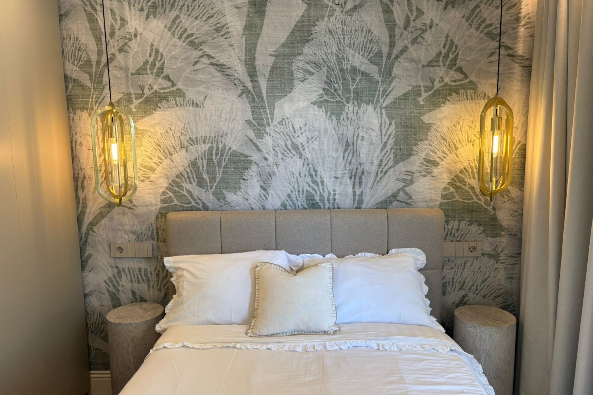 Resale - Apartment / flat -
Albir - center