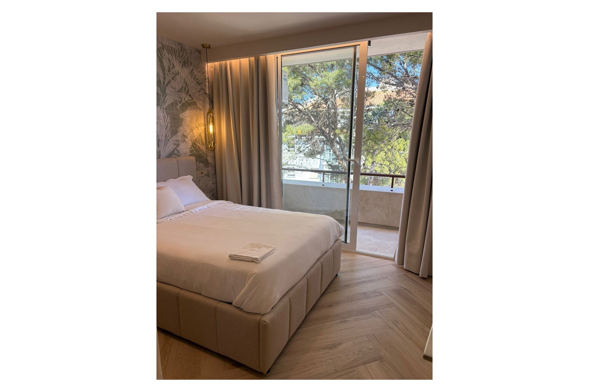 Resale - Apartment / flat -
Albir - center