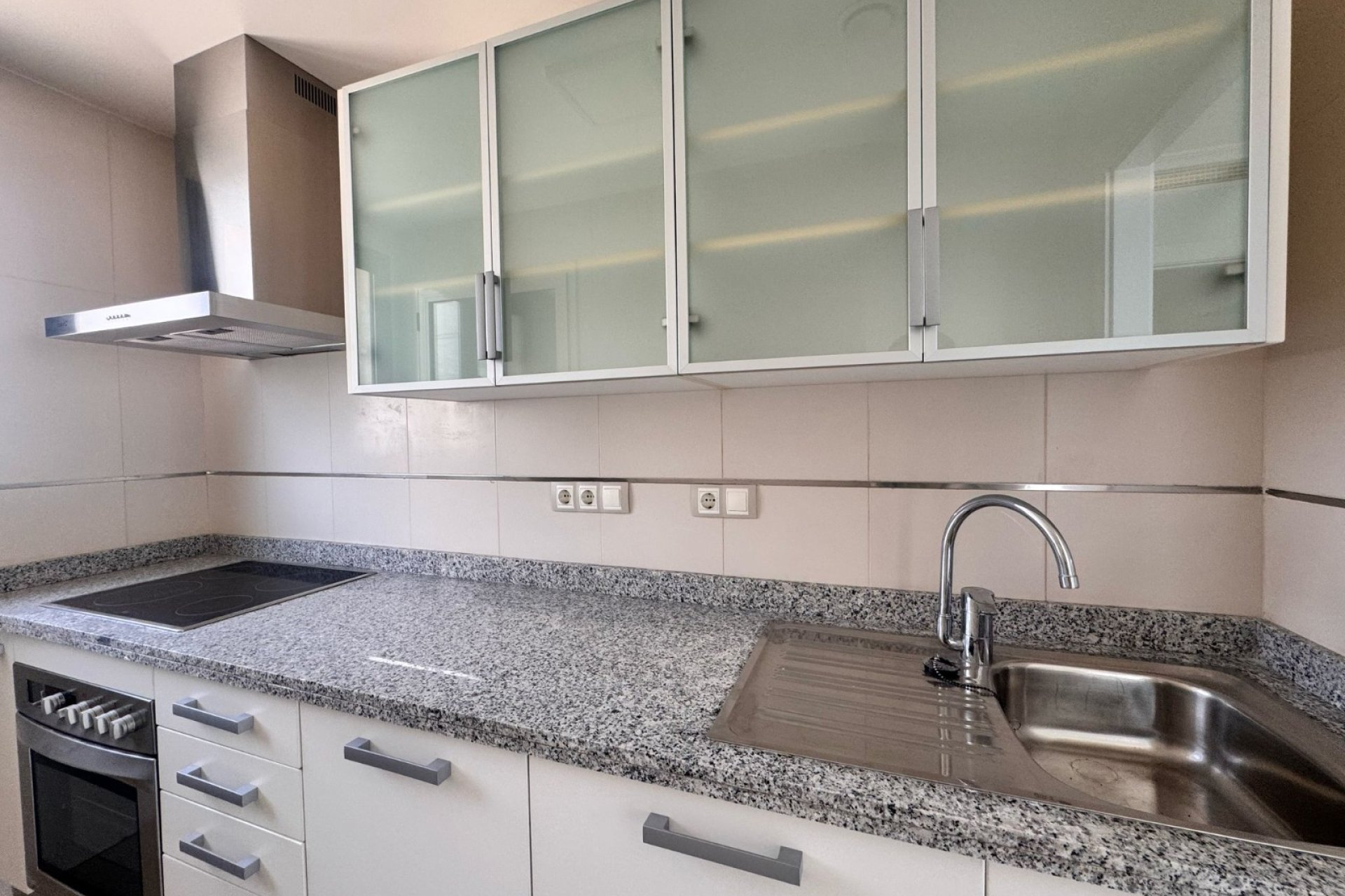 Resale - Apartment / flat -
Benidorm - Levante