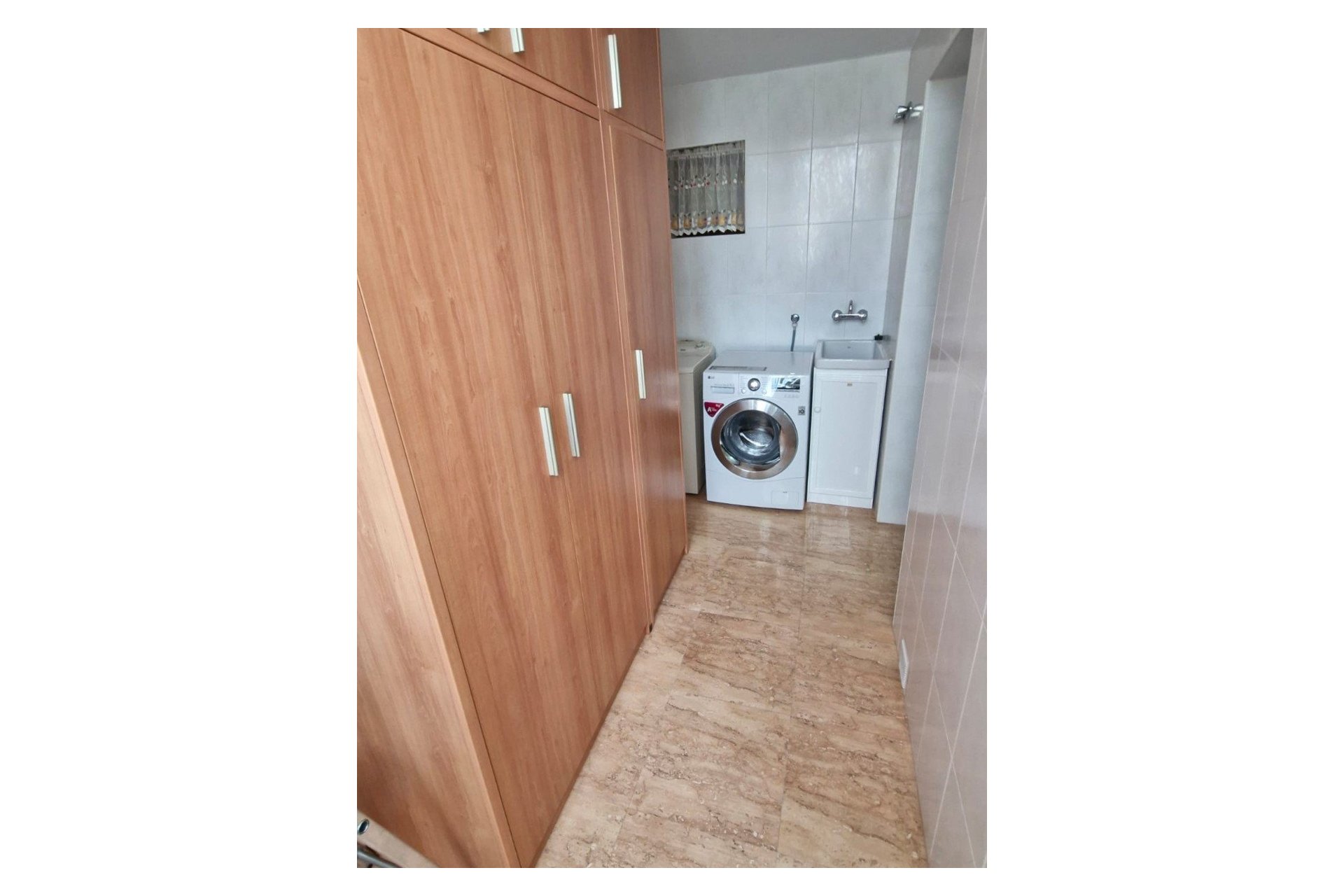 Resale - Apartment / flat -
Benidorm - Levante