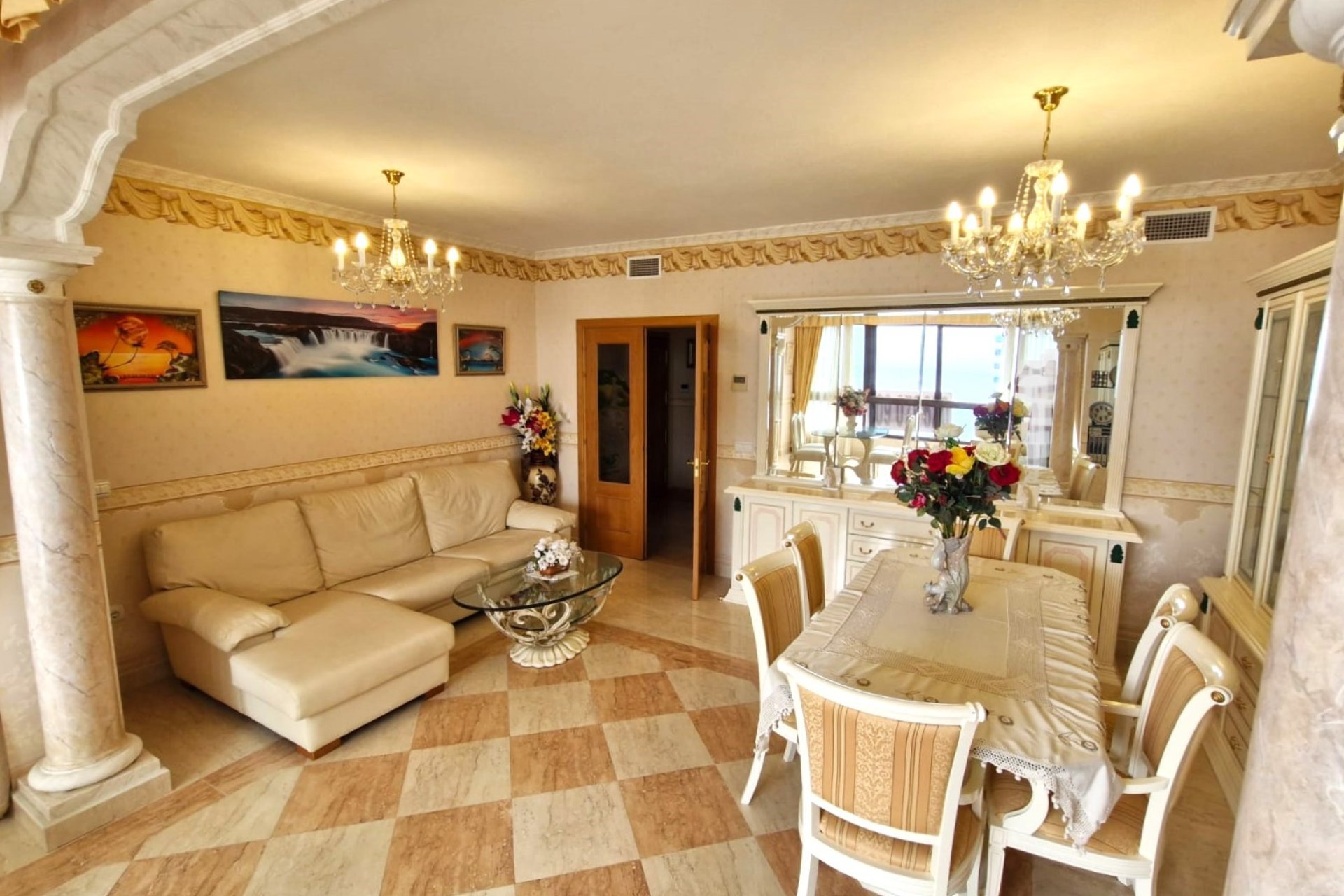 Resale - Apartment / flat -
Benidorm - Levante