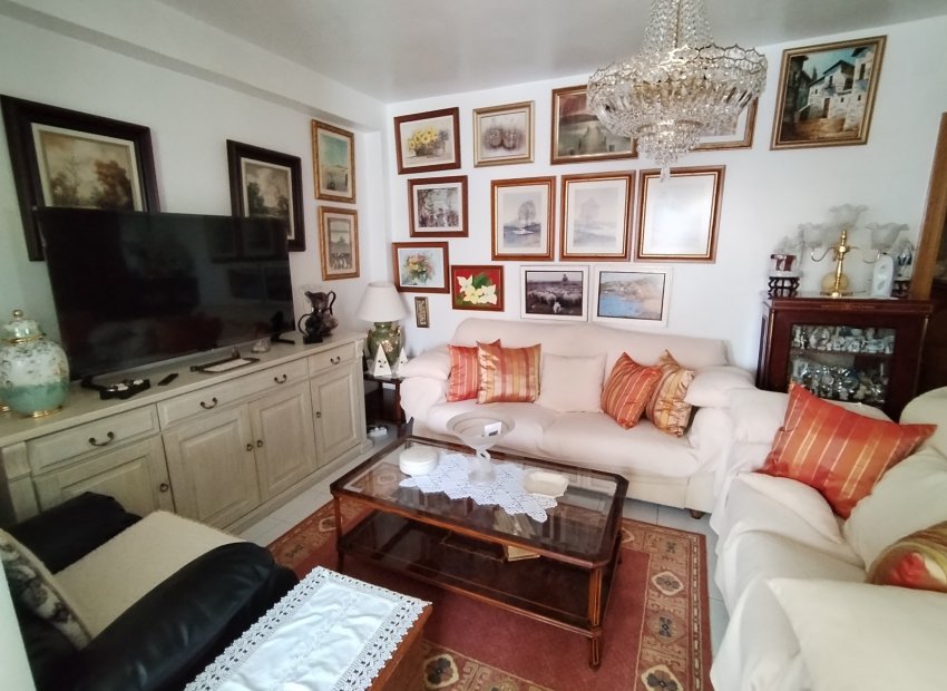 Resale - Apartment / flat -
Benidorm - Levante