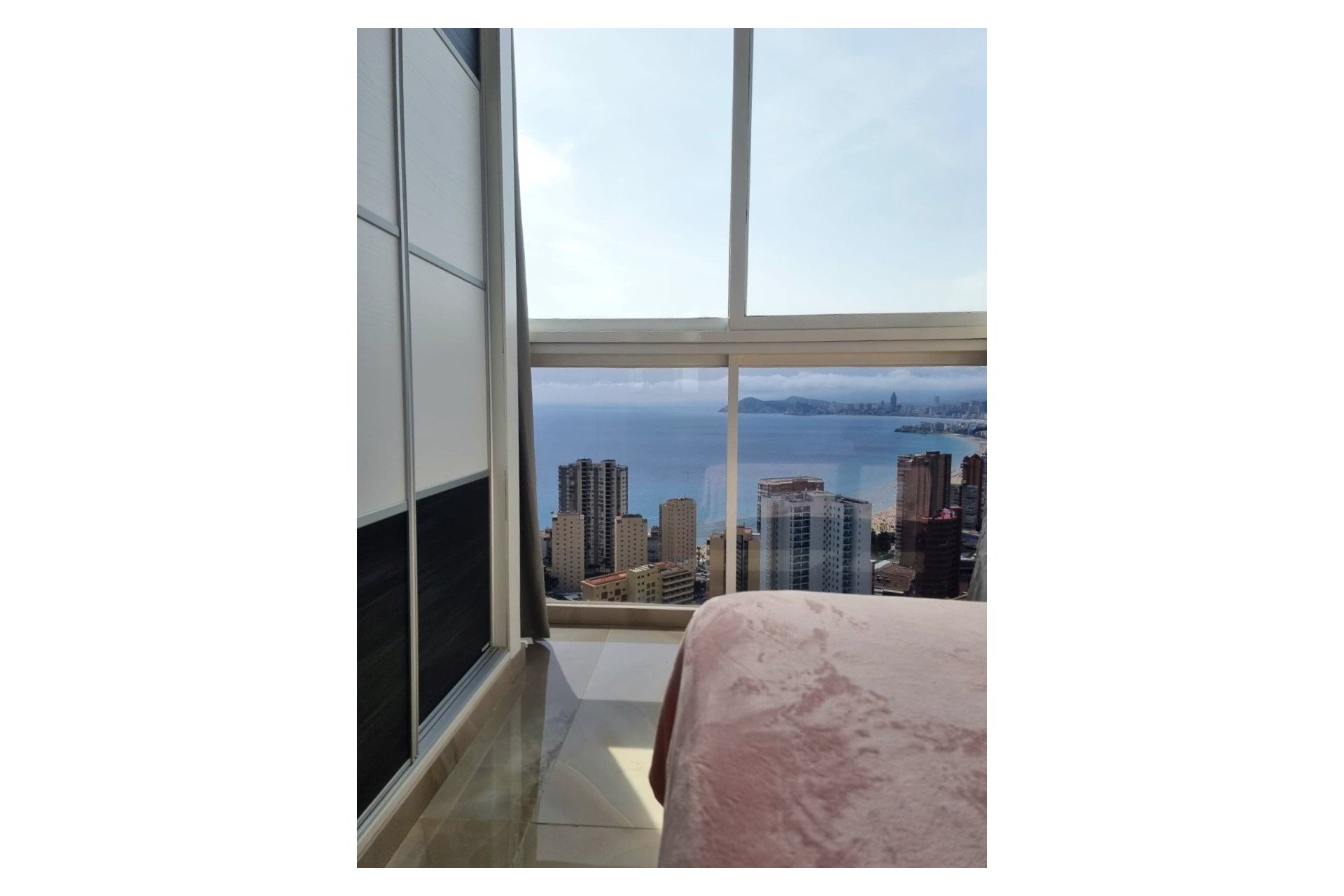 Resale - Apartment / flat -
Benidorm - Rincón de Loix