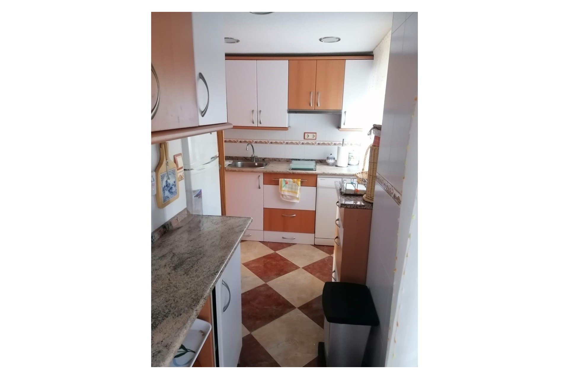Resale - Apartment / flat -
Benidorm - Rincón de Loix