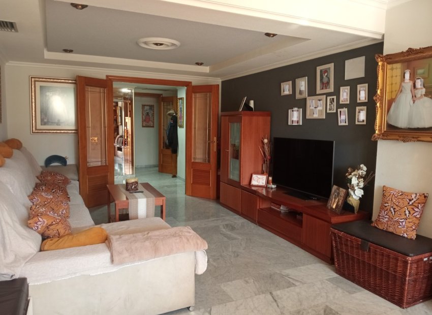 Resale - Apartment / flat -
Benidorm - Zona de Poniente