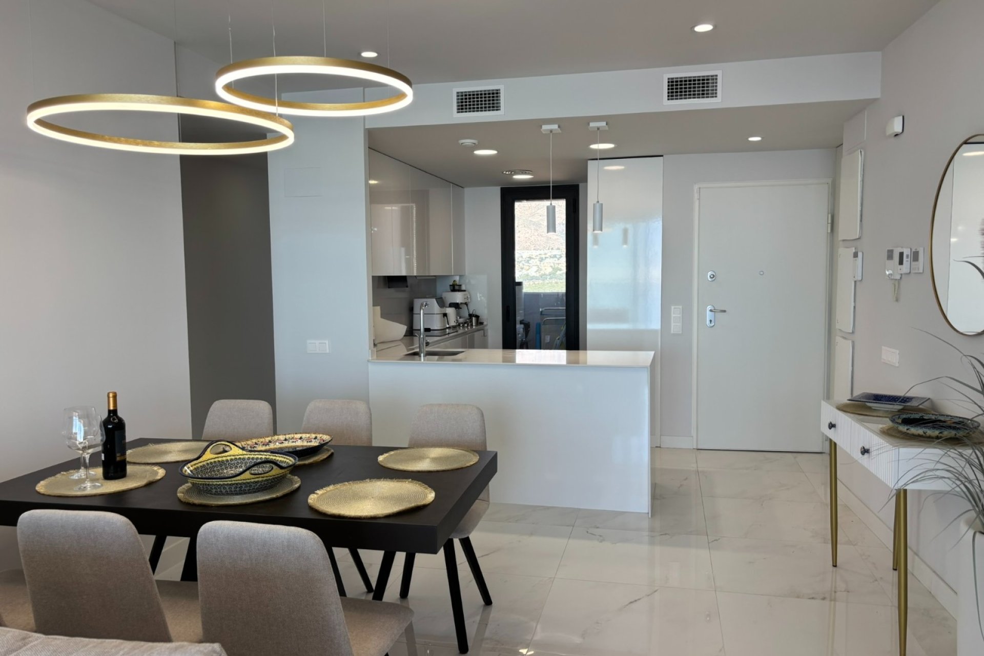 Resale - Apartment / flat -
Benidorm - Zona de Poniente