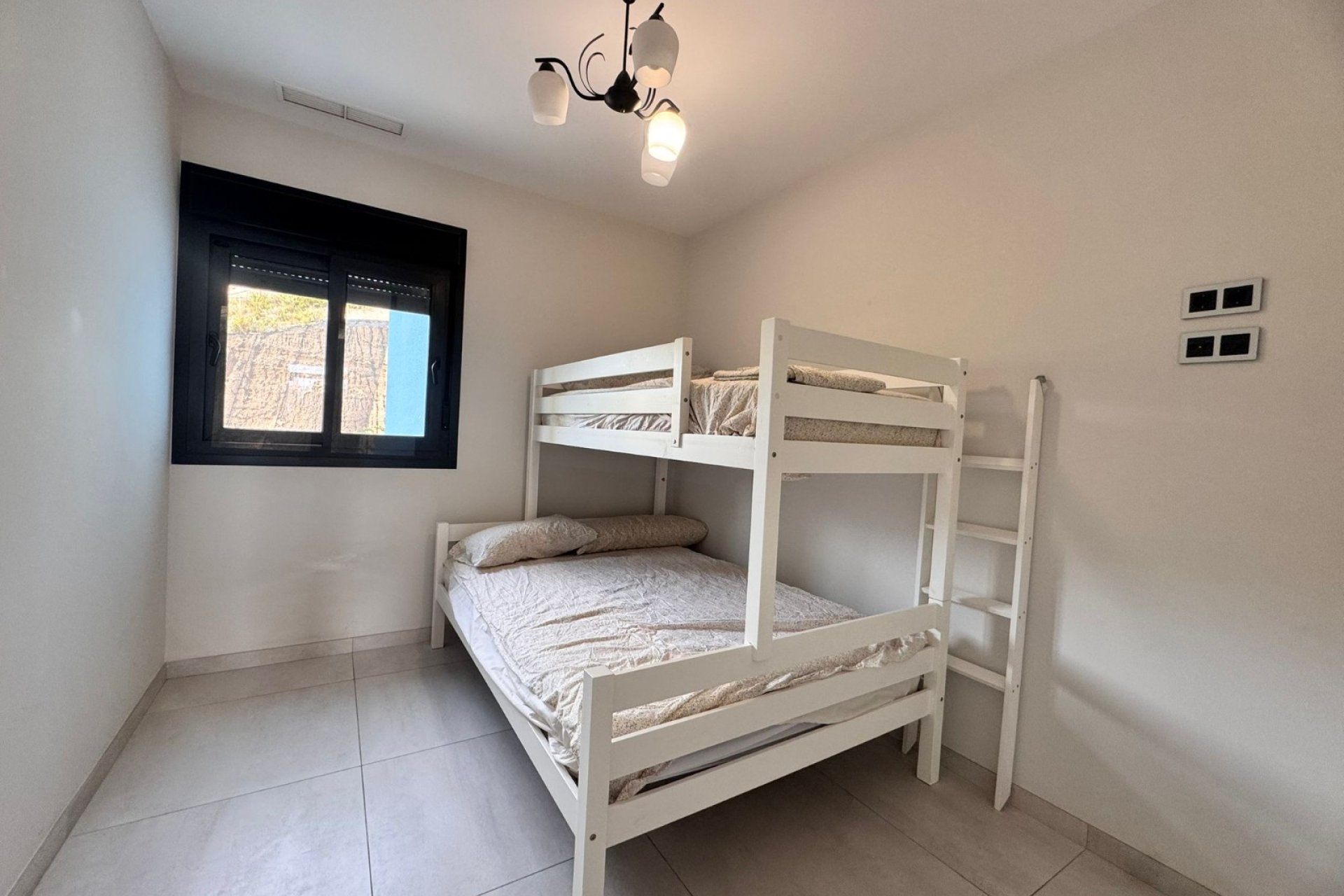 Resale - Apartment / flat -
Benidorm - Zona de Poniente