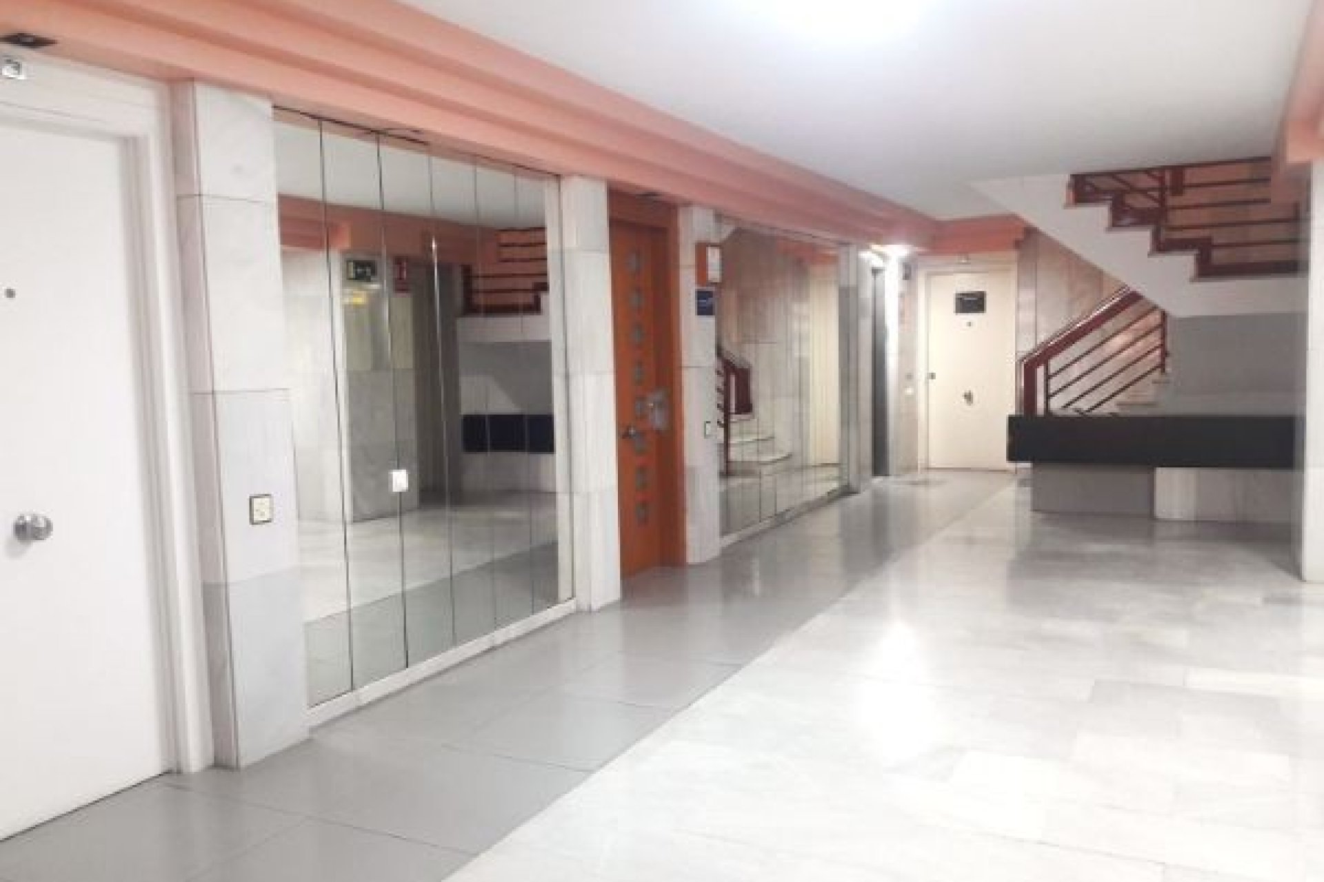 Resale - Apartment / flat -
Benidorm - Zona de Poniente