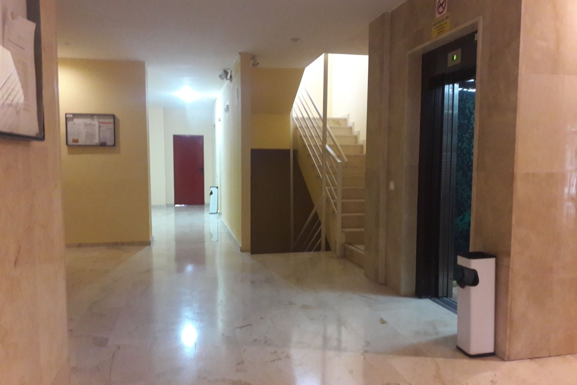 Resale - Apartment / flat -
Benidorm - Zona de Poniente