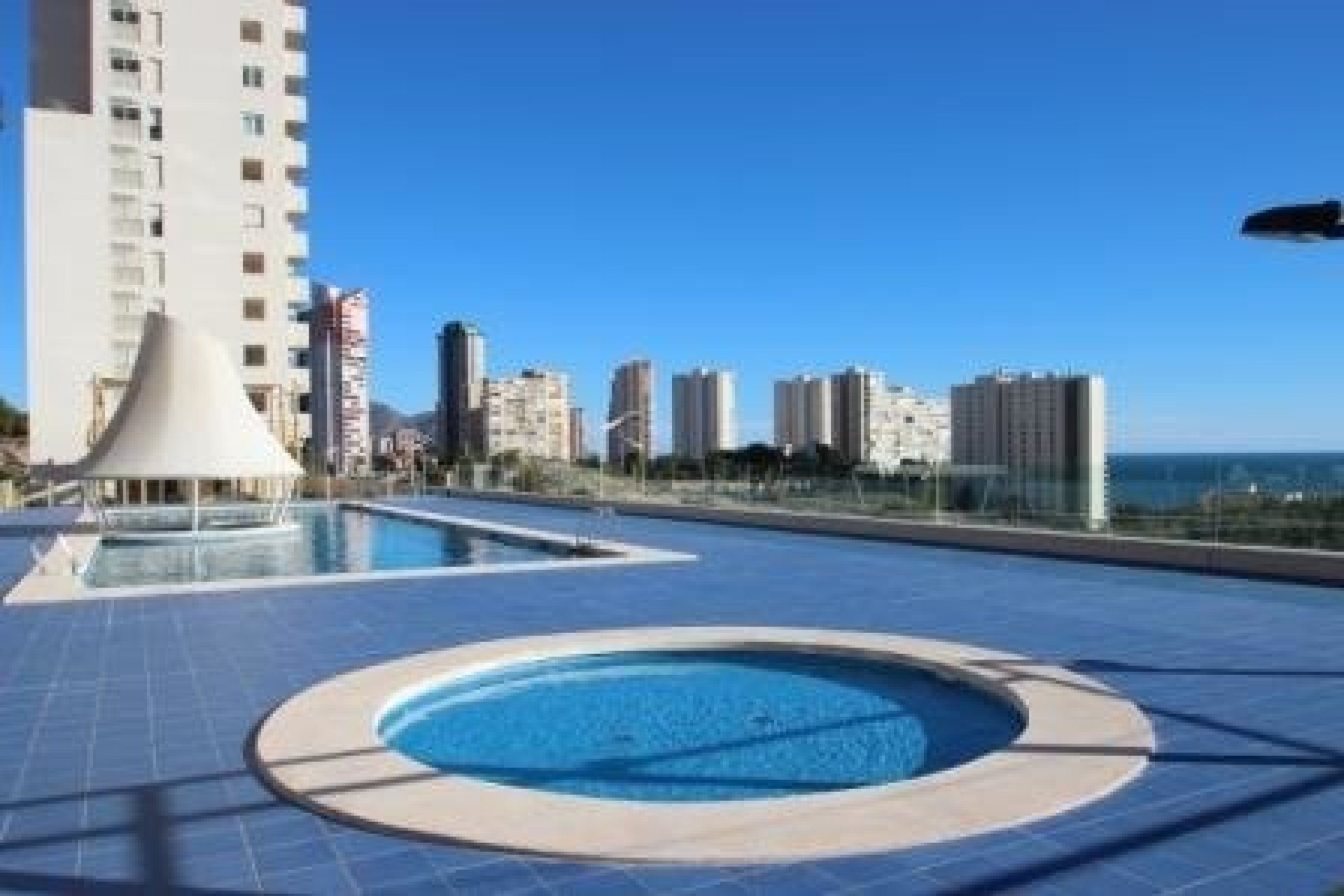 Resale - Apartment / flat -
Benidorm - Zona de Poniente