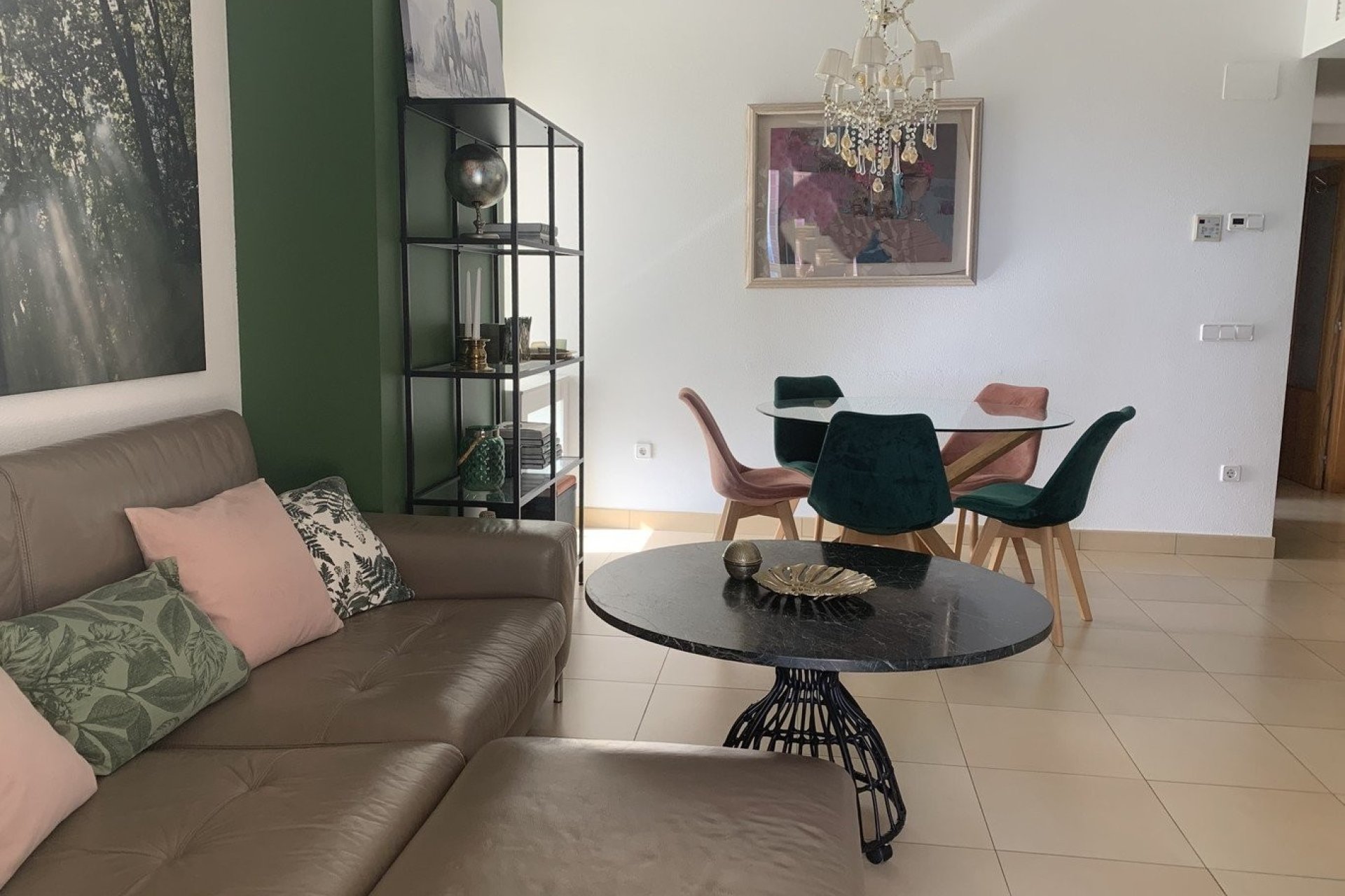 Resale - Apartment / flat -
Benidorm - Zona de Poniente