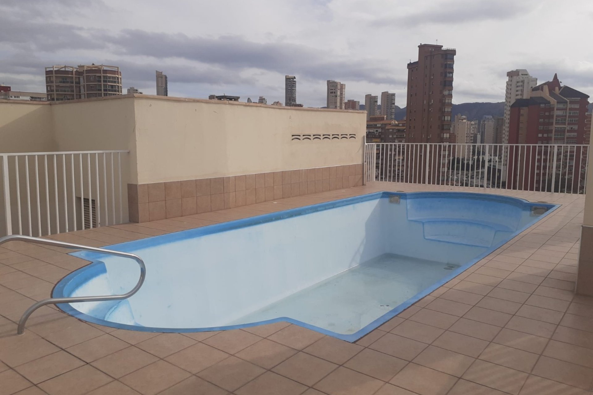 Resale - Apartment / flat -
Benidorm - Zona de Poniente