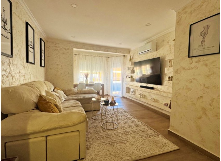 Resale - Apartment / flat -
Denia - Center