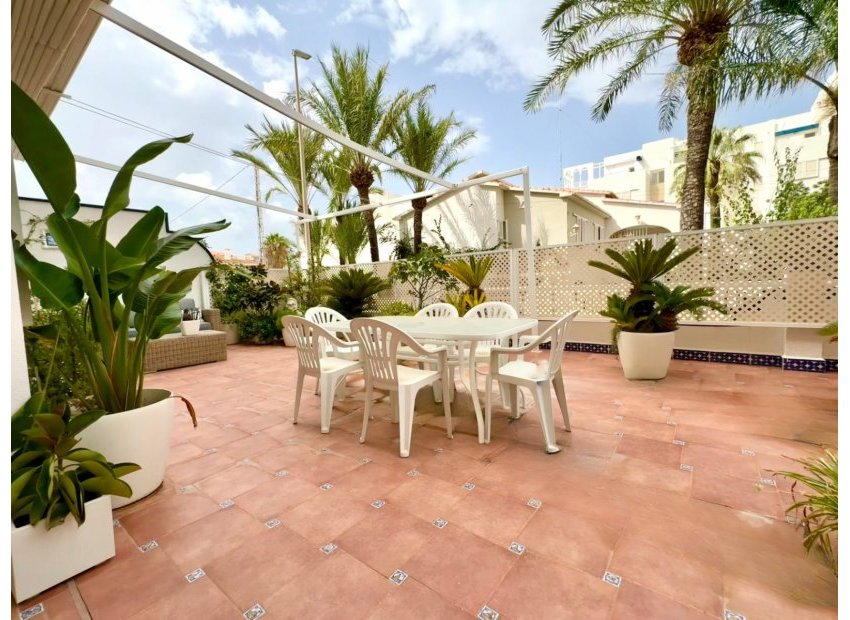 Resale - Apartment / flat -
Denia - Les Marines - Las Marinas