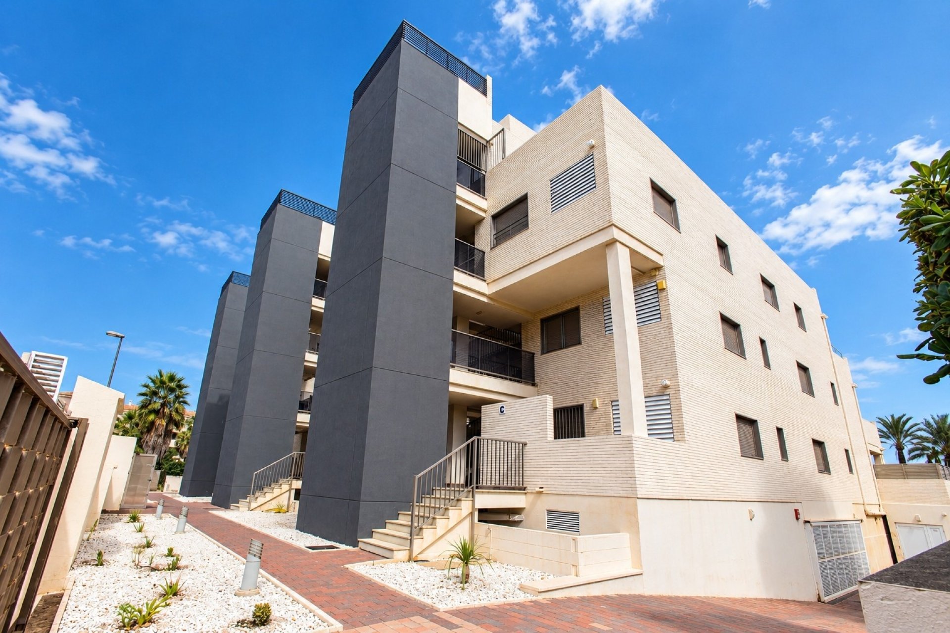 Resale - Apartment / flat -
Denia - Les Marines - Las Marinas