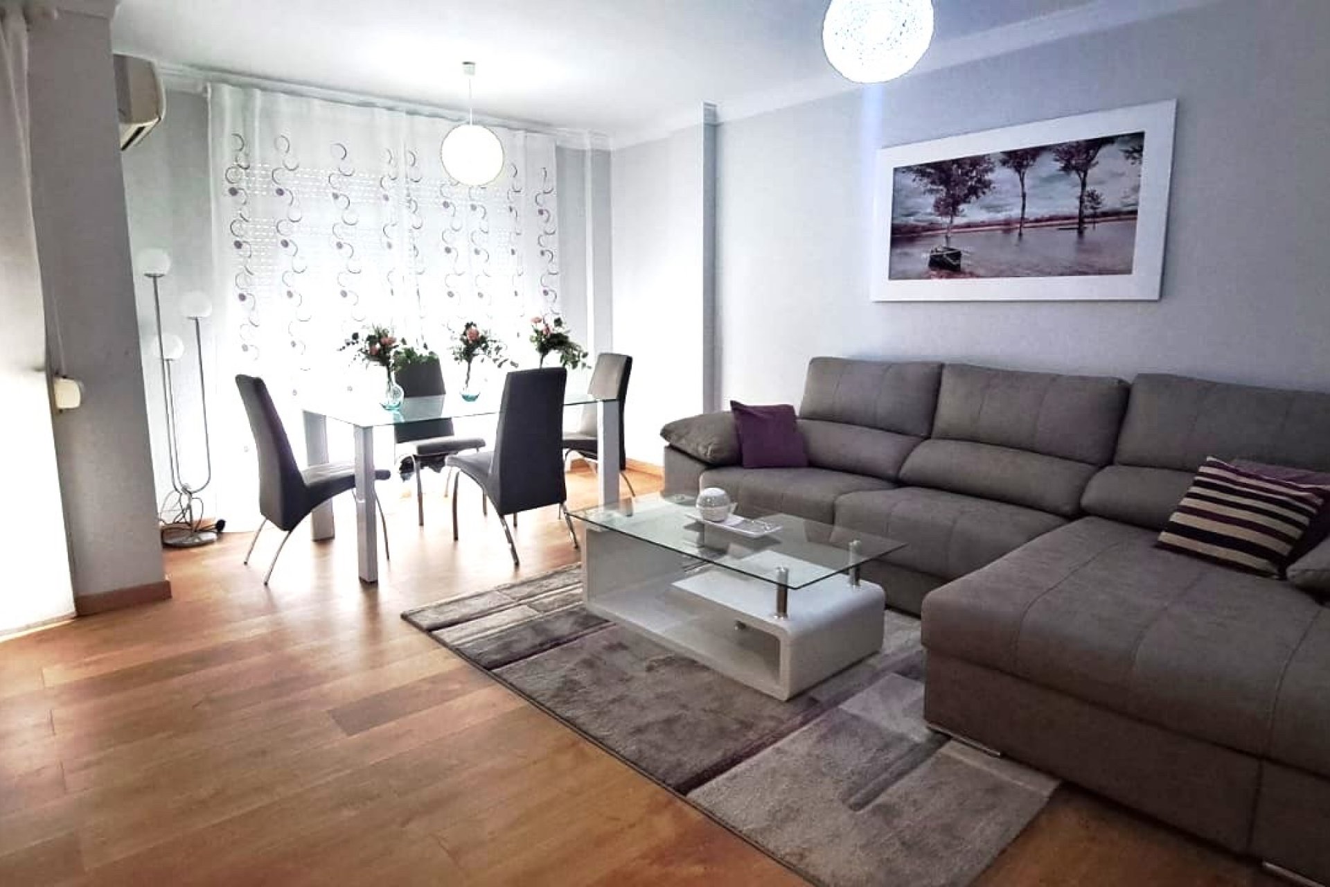 Resale - Apartment / flat -
Gandía - Ciudad