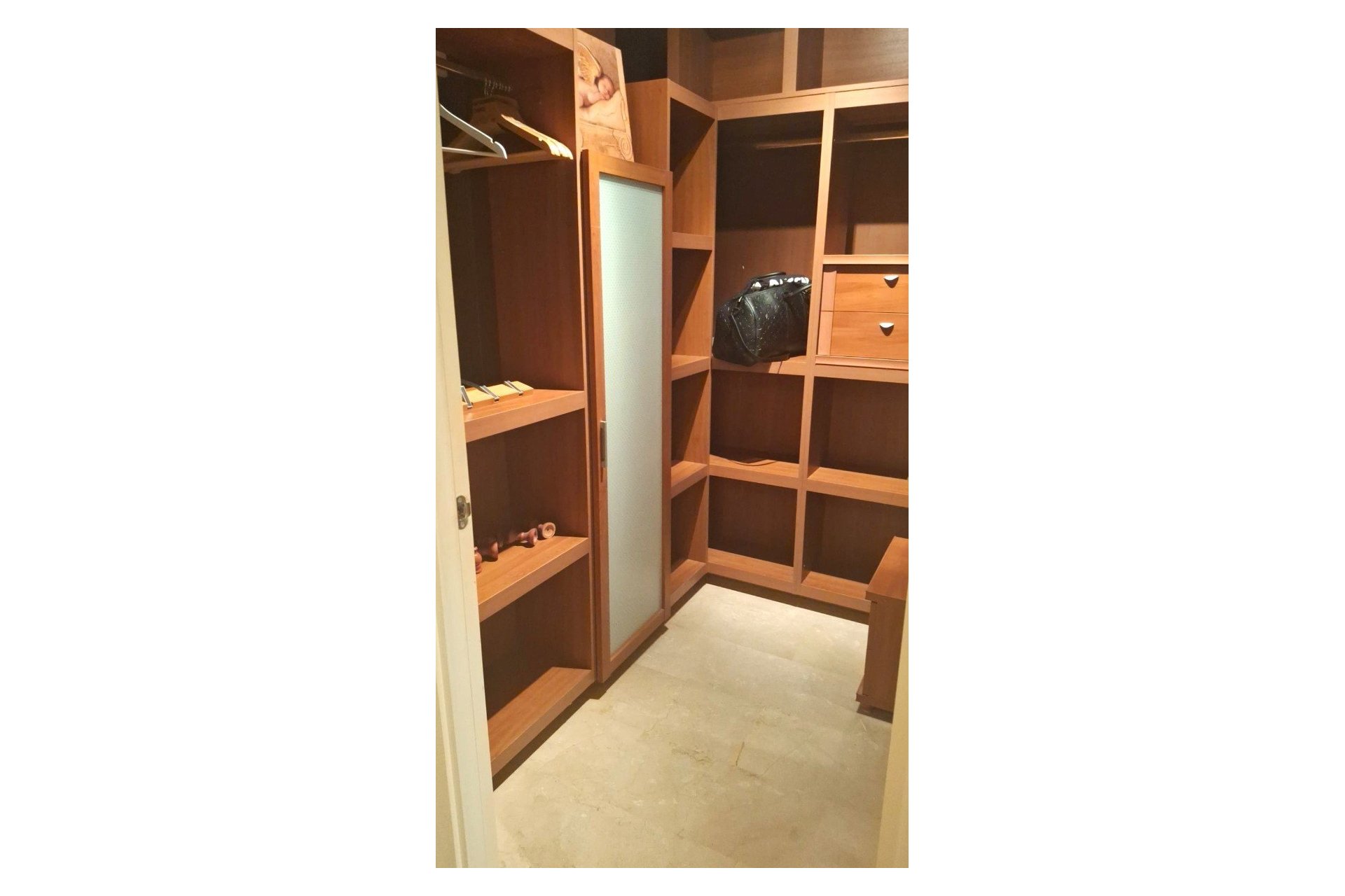 Resale - Apartment / flat -
Villajoyosa - Cala de Villajoyosa