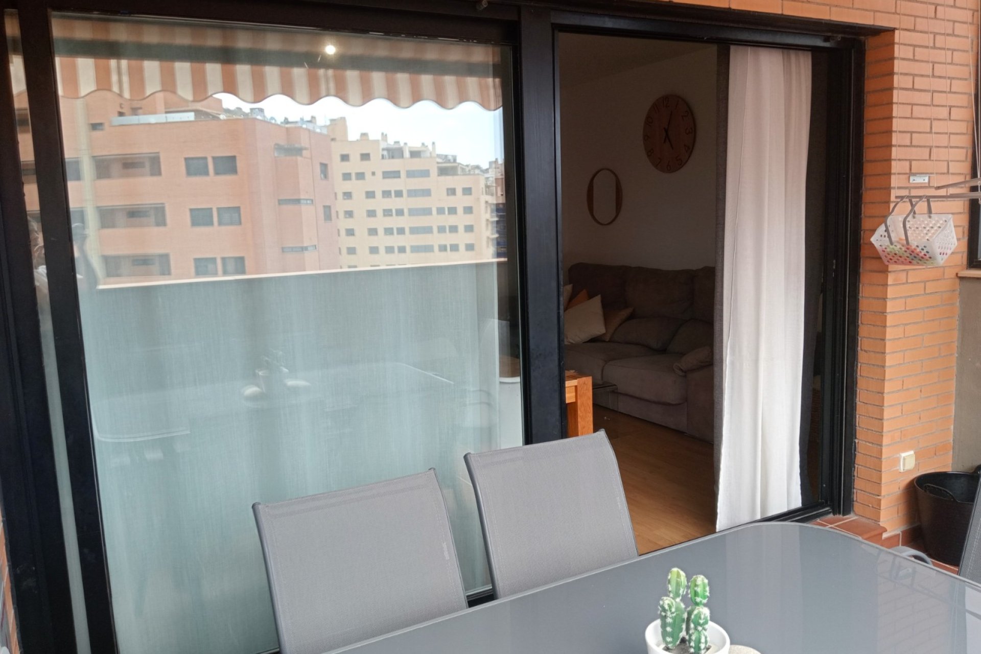 Resale - Apartment / flat -
Villajoyosa - Cala de Villajoyosa