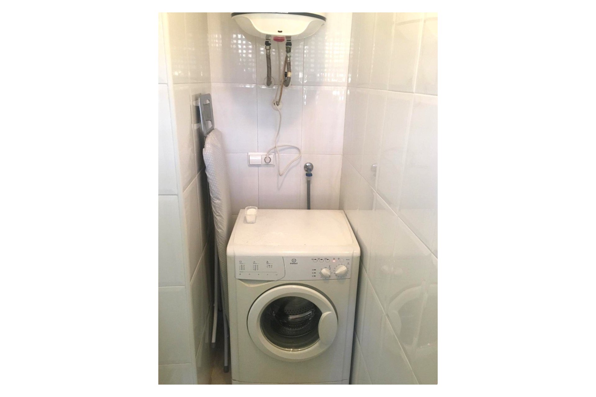 Resale - Apartment / flat -
Villajoyosa - Cala de Villajoyosa