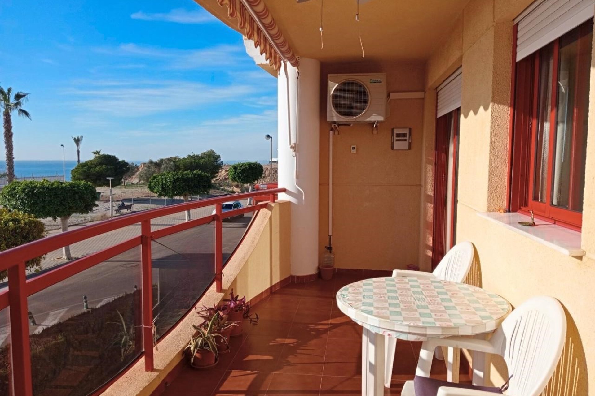 Resale - Apartment / flat -
Villajoyosa - Cala de Villajoyosa