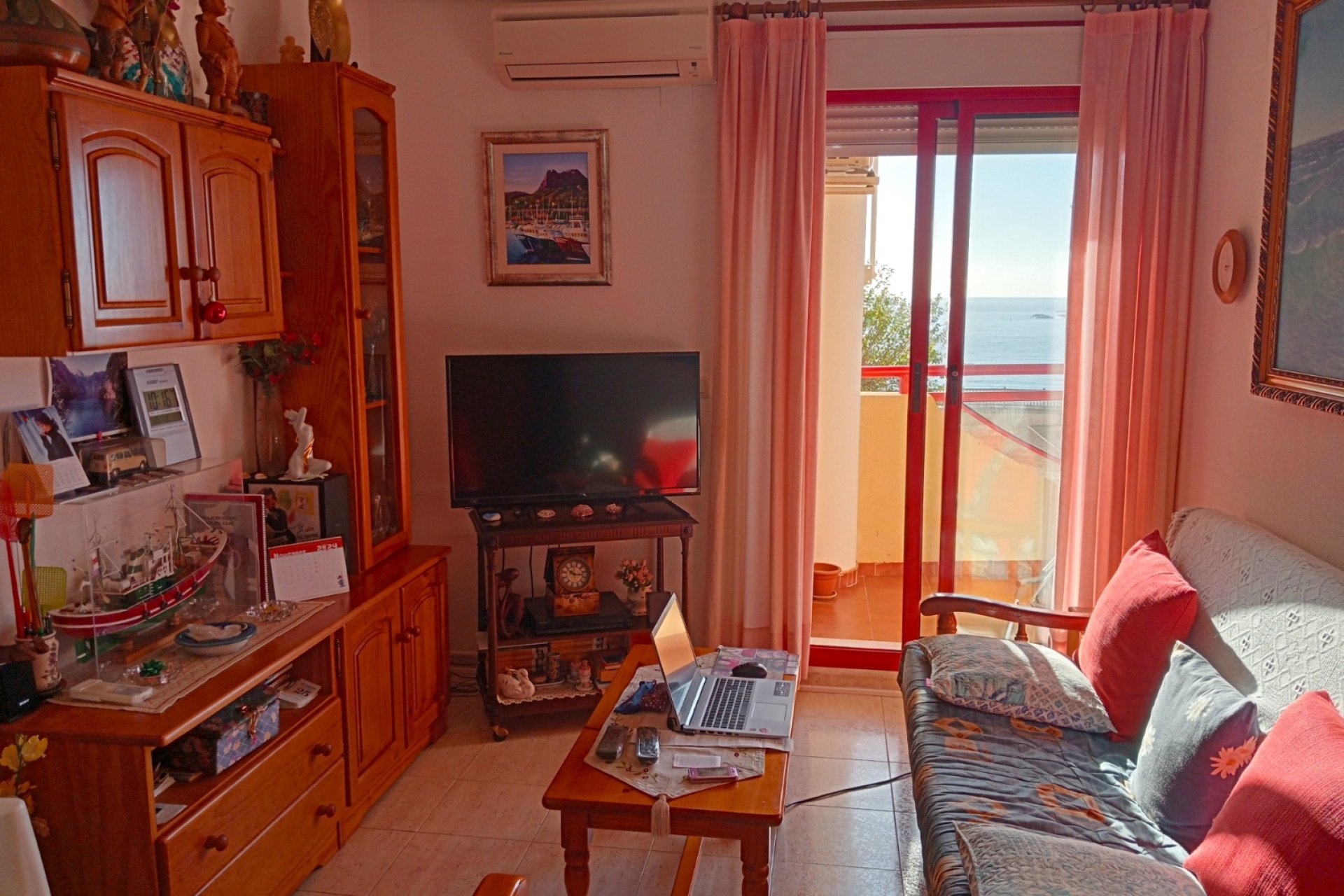 Resale - Apartment / flat -
Villajoyosa - Cala de Villajoyosa