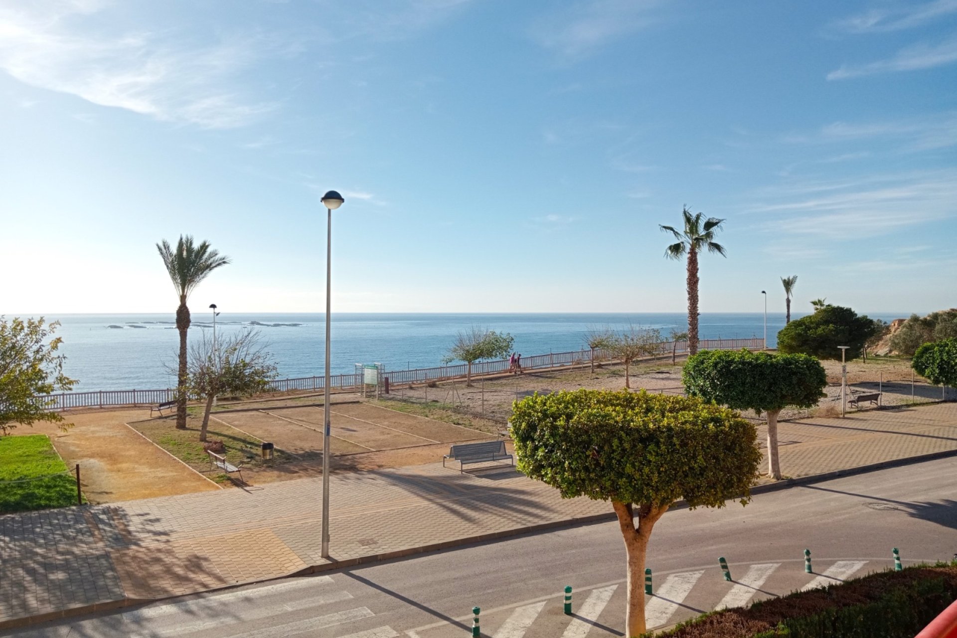 Resale - Apartment / flat -
Villajoyosa - Cala de Villajoyosa