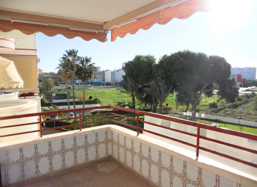 Resale - Apartment / flat -
Villajoyosa