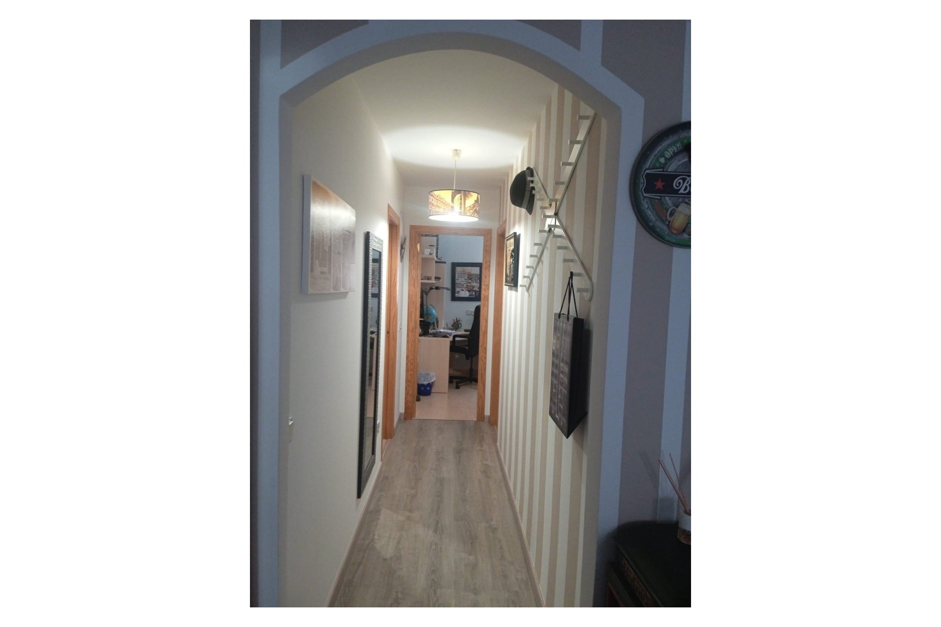 Resale - Apartment / flat -
Xirles