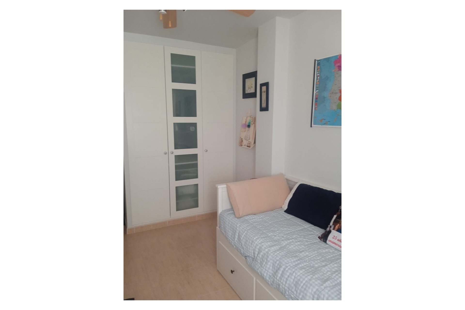 Resale - Apartment / flat -
Xirles